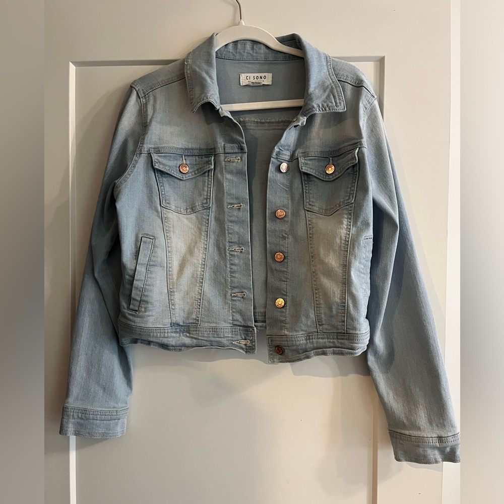 Ci Sono Light-Wash Denim Jacket (Medium)